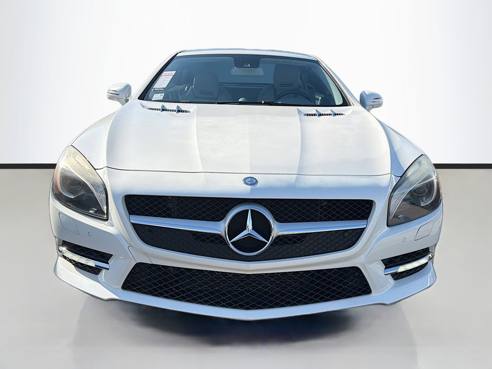 Used 2013 Mercedes-Benz SL 550 image 8