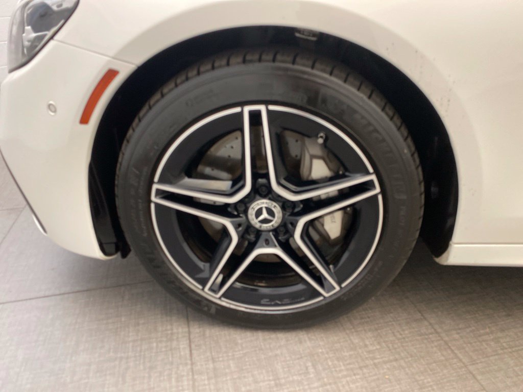 Used 2023 Mercedes-Benz E 450 4MATIC Sedan image 9
