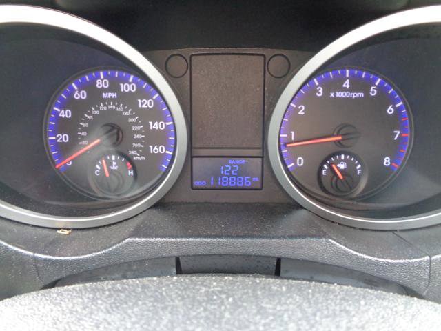 Used 2010 Hyundai Genesis 3.8 RWD image 40