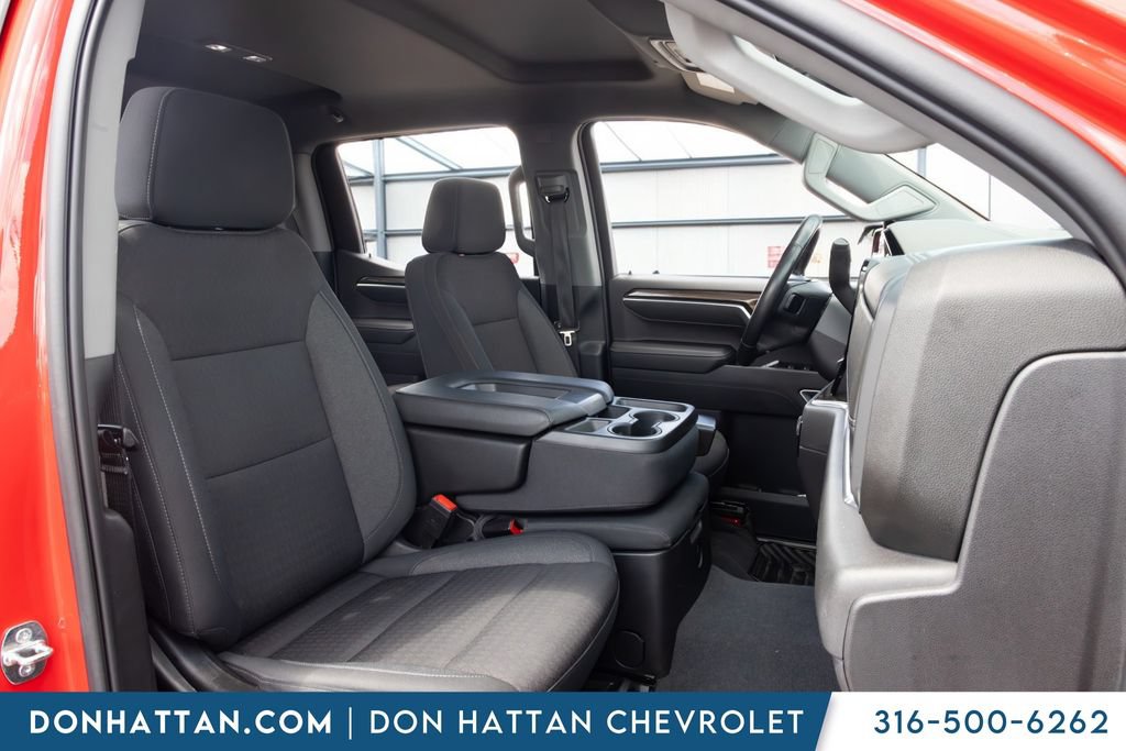 Used 2022 Chevrolet Silverado 1500 LT AWD/4WD image 18