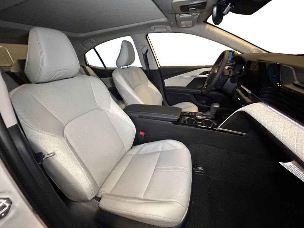 New 2026 Toyota Camry XLE image 15