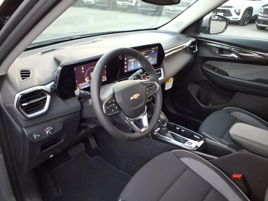New 2026 Chevrolet TrailBlazer LT w/ Convenience Package AWD/4WD image 12