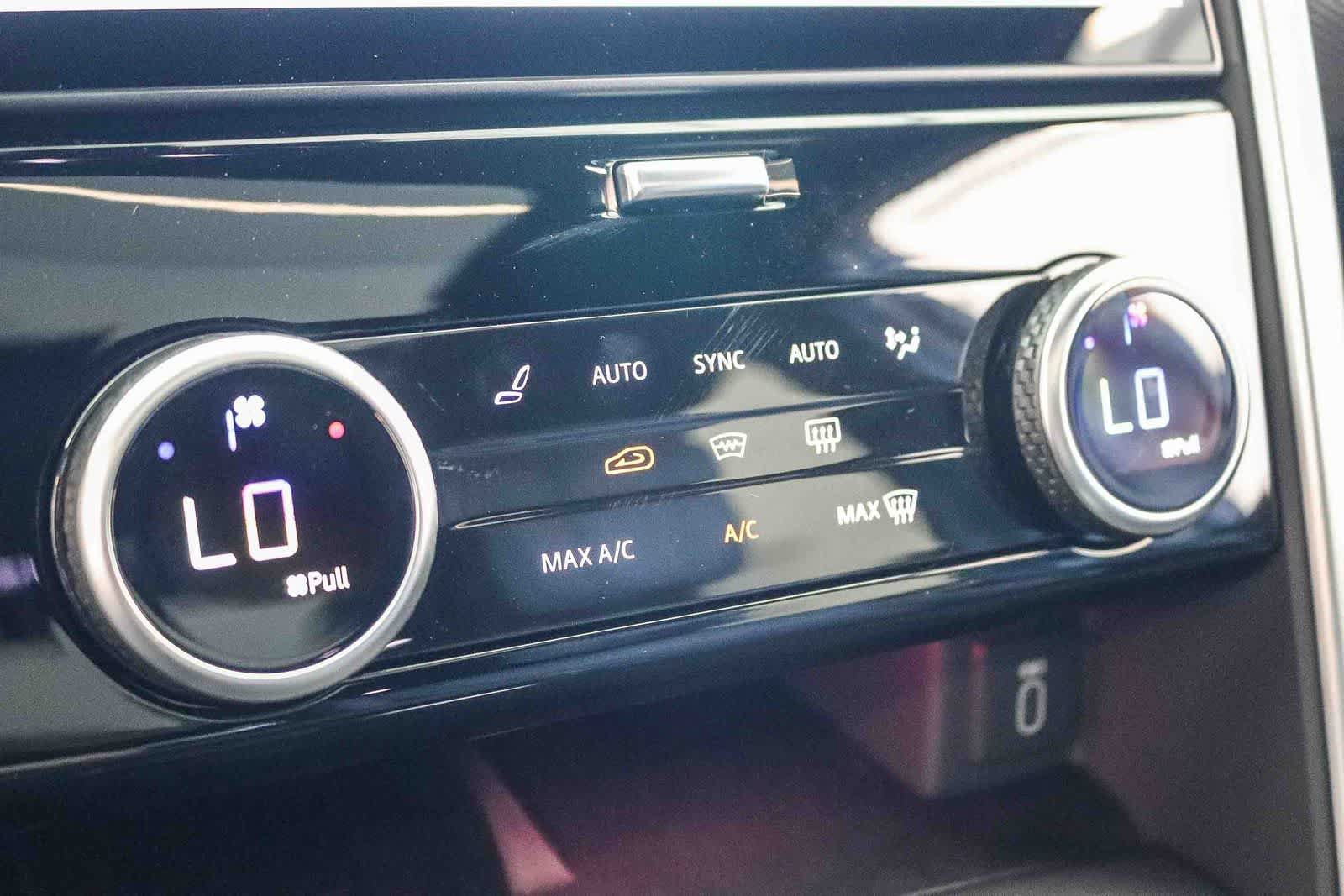 New 2026 Land Rover Discovery Dynamic SE AWD/4WD image 23
