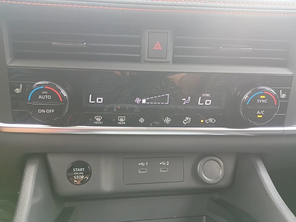 New 2026 Nissan Rogue SV AWD/4WD image 16