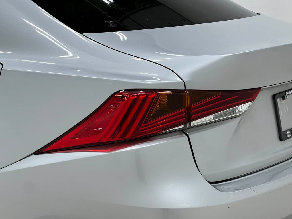 Used 2017 Lexus IS 200t w/ Premium Package RWD image 36