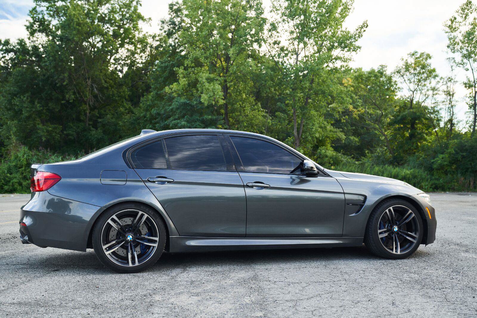 Used 2017 BMW M3 RWD image 47