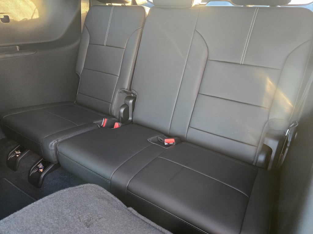 New 2026 GMC Acadia Elevation image 9