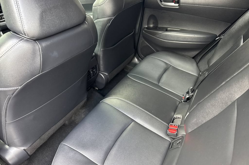 Certified 2022 Toyota Corolla Cross XLE w/ Convenience Package FWD image 11