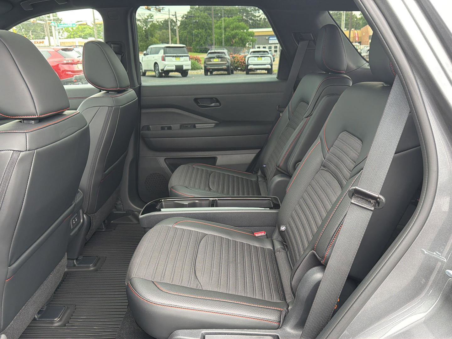 New 2026 Nissan Pathfinder Rock Creek w/ Rock Creek Premium Package AWD/4WD image 31