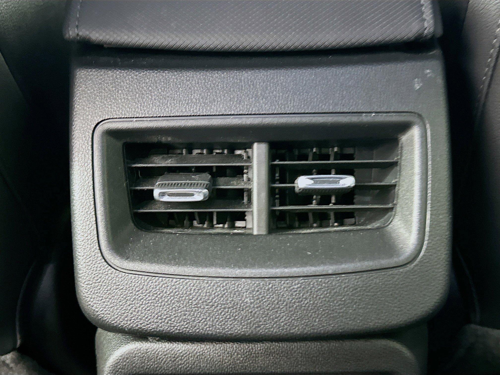 Used 2024 Chevrolet Equinox EV LT image 27