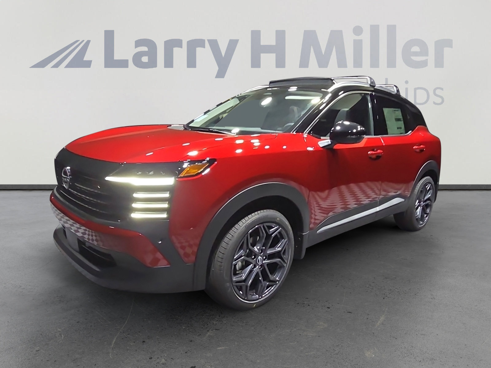 New 2026 Nissan Kicks SR