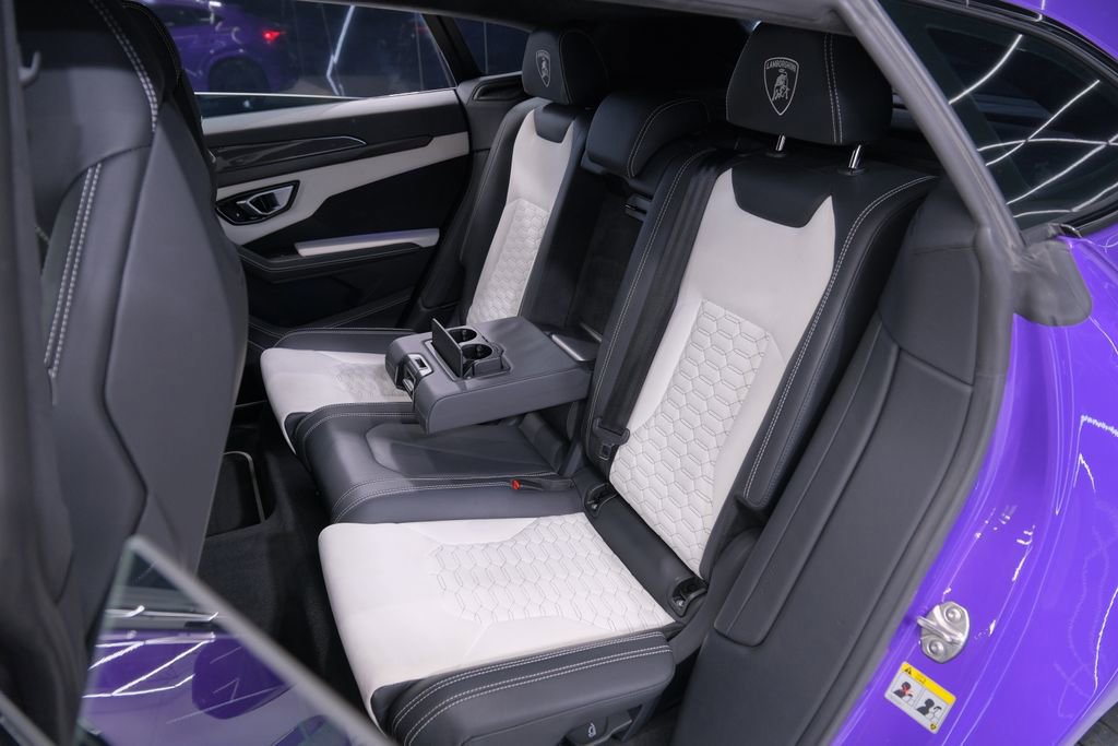 Used 2022 Lamborghini Urus image 33