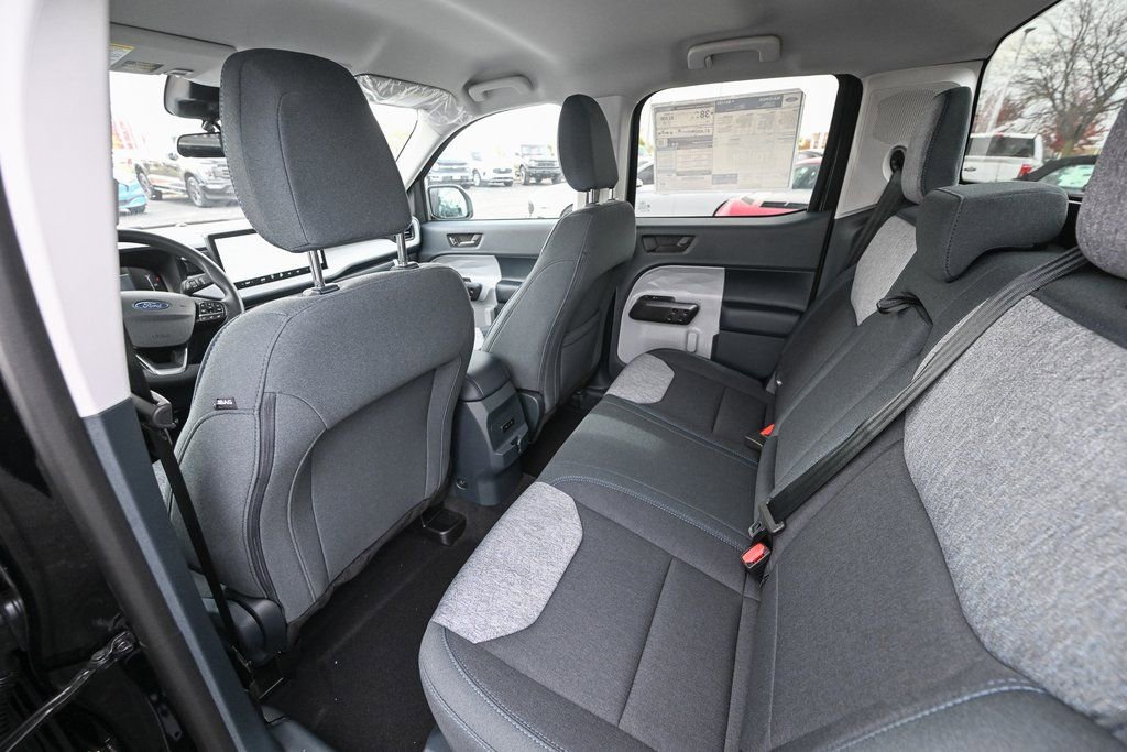 New 2025 Ford Maverick XLT image 17