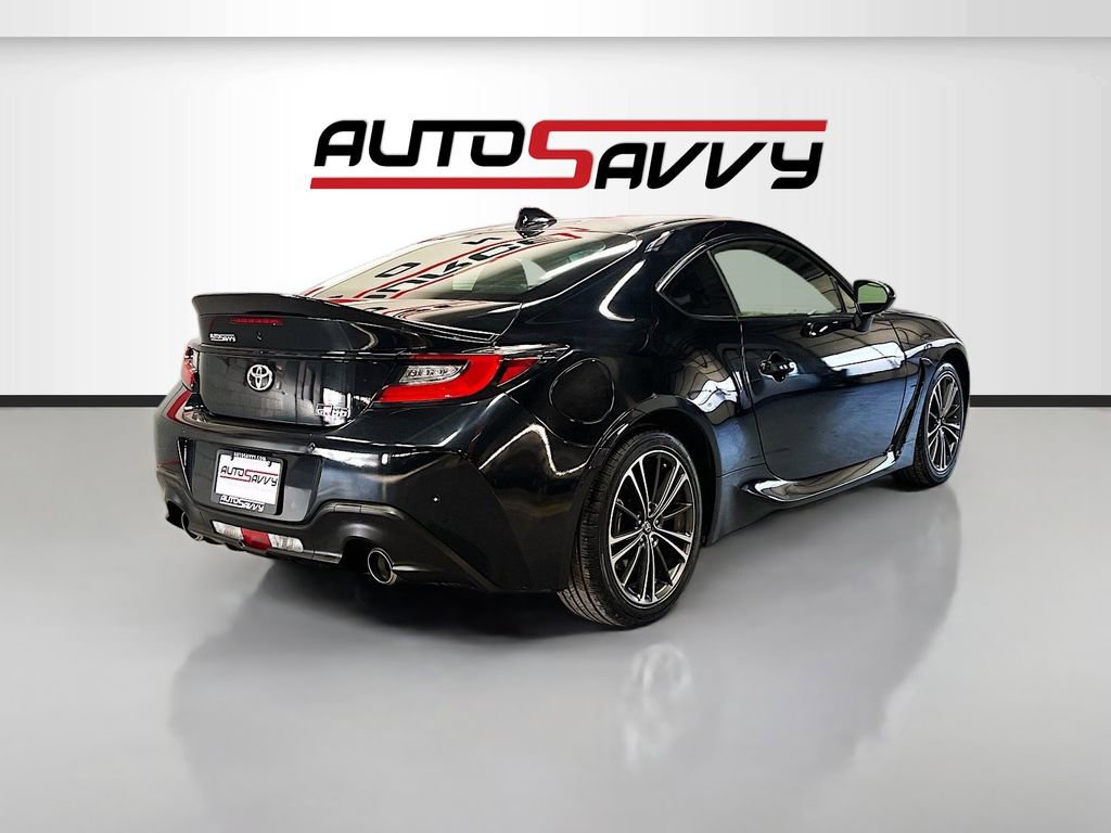 Used 2023 Toyota GR86 Premium w/ ALL Weather Mat Package (TMS) image 7