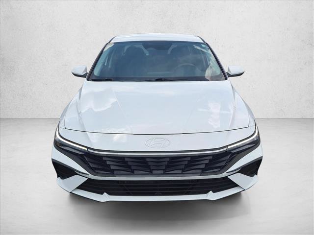 Certified 2025 Hyundai Elantra Hybrid FWD video 2