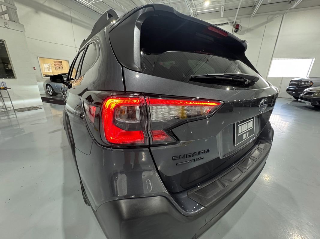 Used 2023 Subaru Outback Onyx Edition image 42