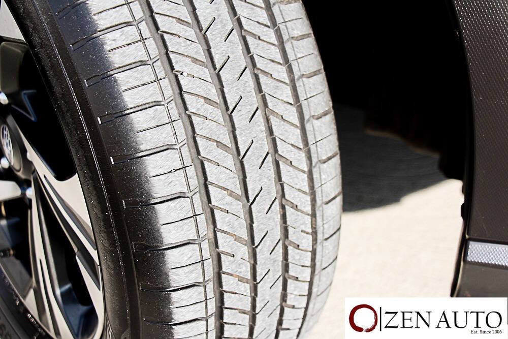 Used 2024 Subaru Crosstrek 2.0i Premium image 47