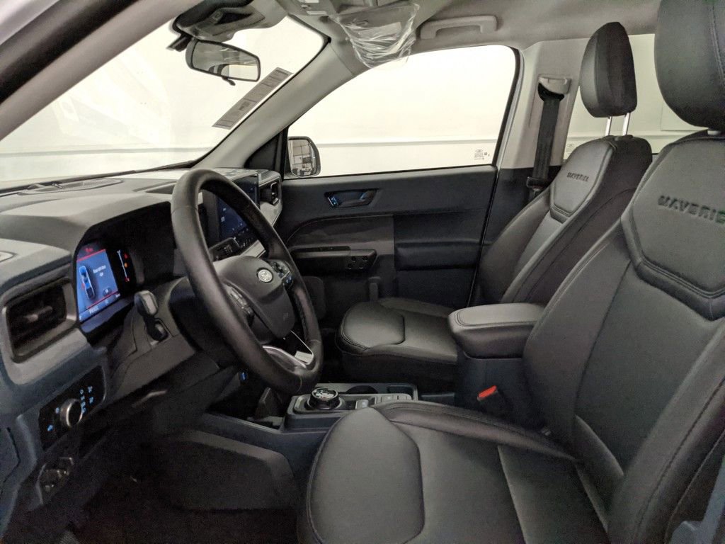 New 2025 Ford Maverick Lariat w/ Black Appearance Package image 22