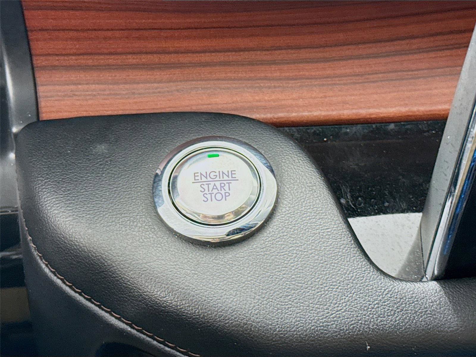 Used 2023 Lincoln Aviator Reserve image 13