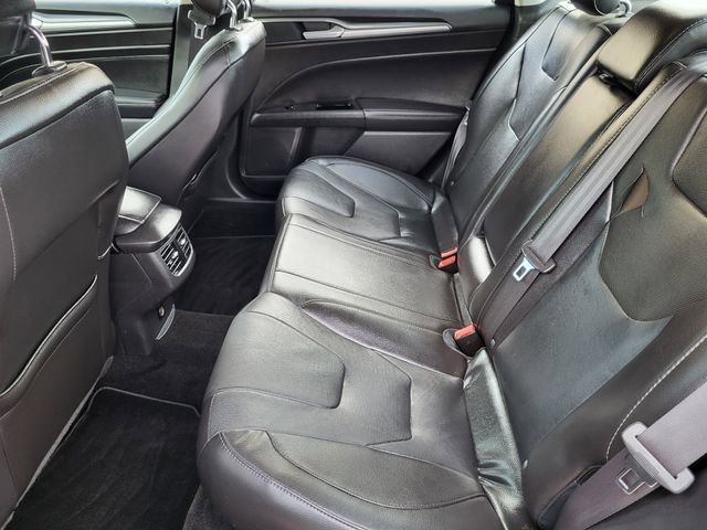 Used 2014 Ford Fusion Titanium FWD image 20