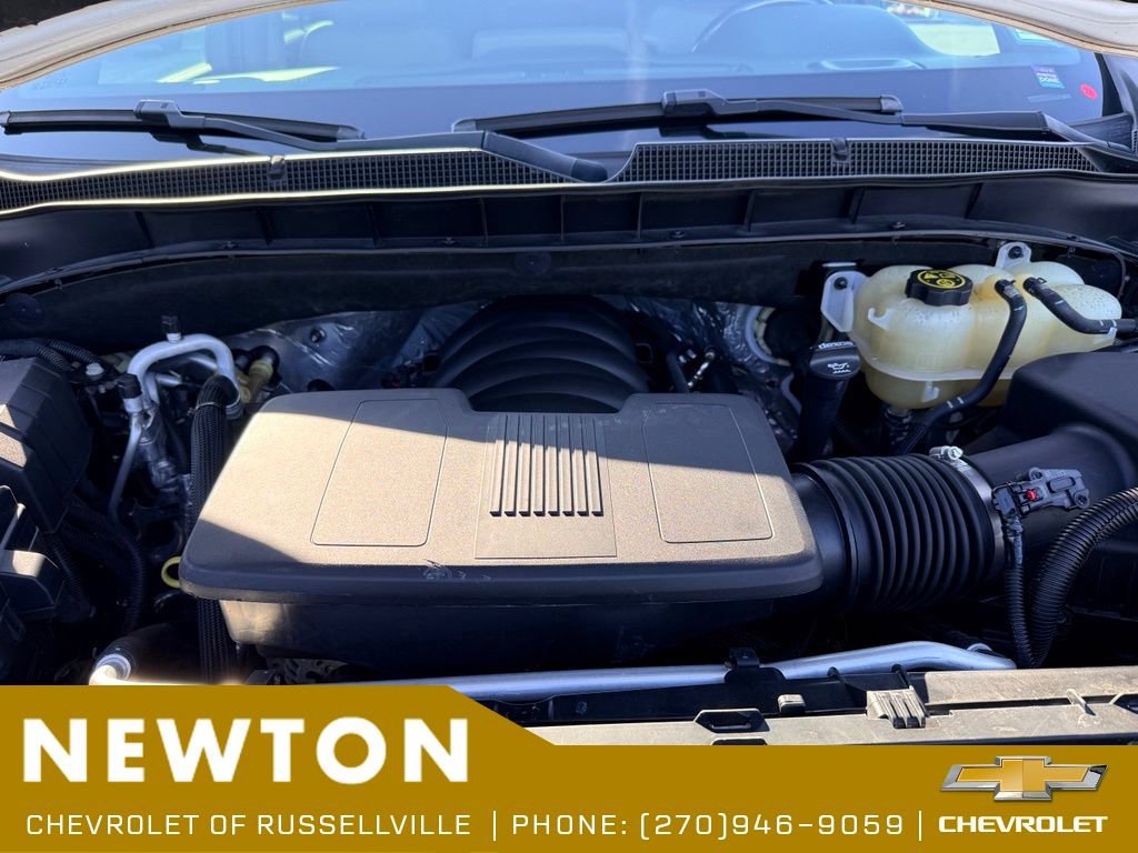 Used 2022 Chevrolet Suburban LT RWD image 30