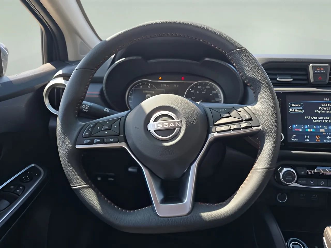 Used 2024 Nissan Versa SR w/ Trunk Package image 21