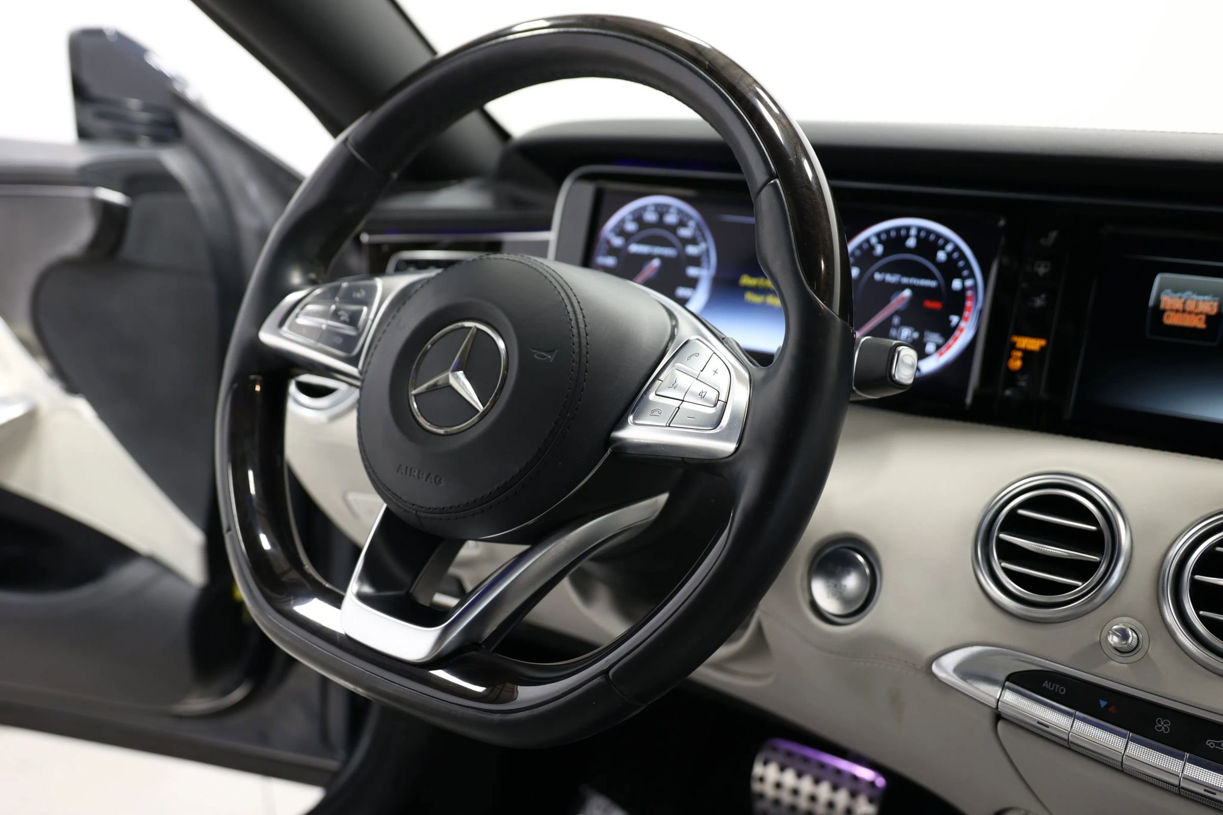 Used 2016 Mercedes-Benz S 65 AMG Coupe image 53