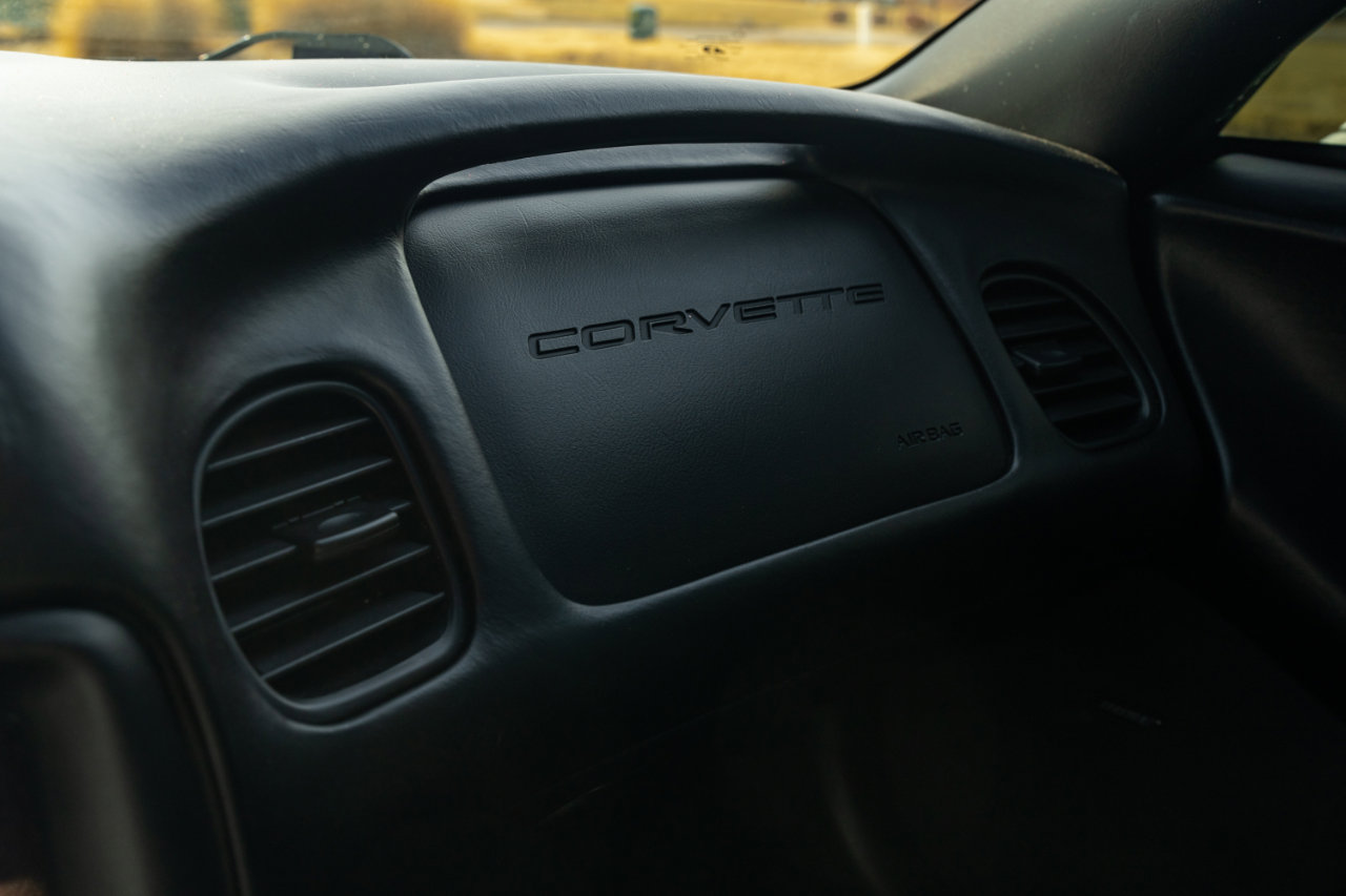 Used 2004 Chevrolet Corvette Z06 w/ Memory Package image 62