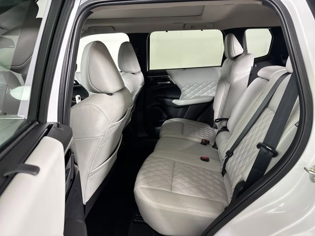 Used 2024 Mitsubishi Outlander SEL image 25