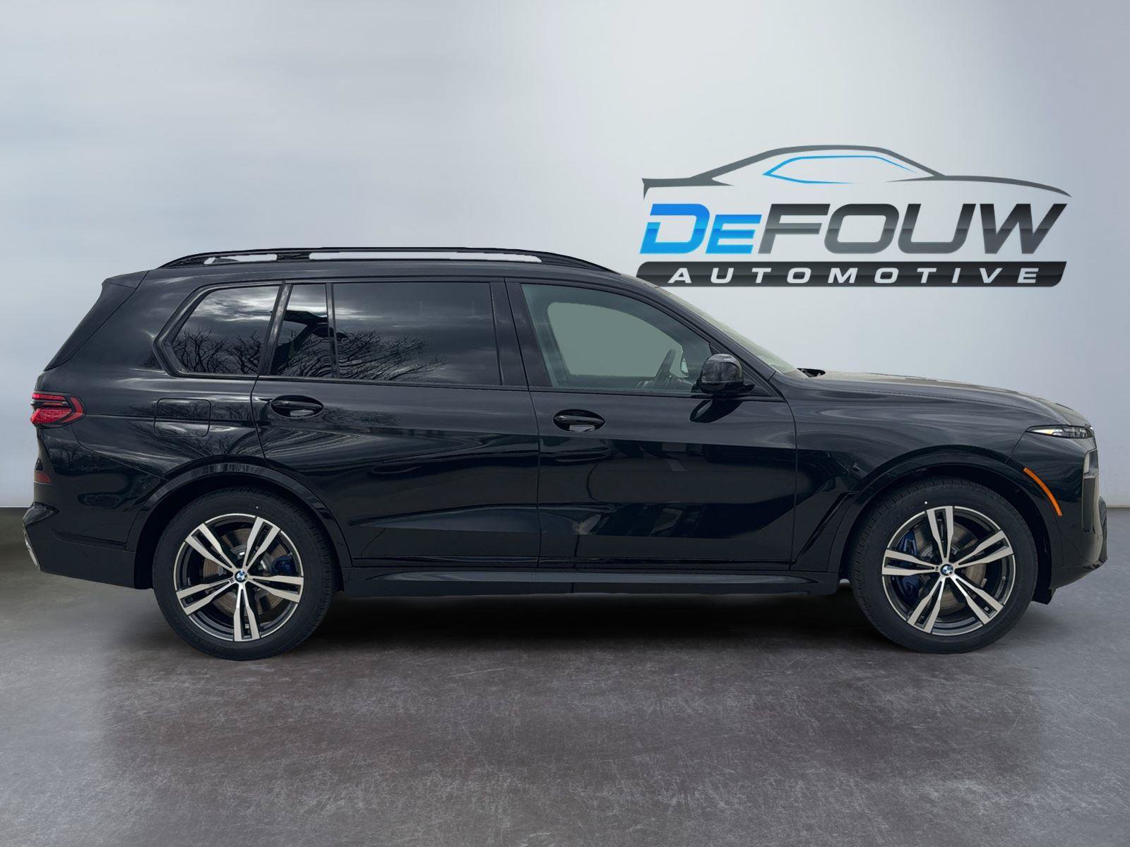 Used 2025 BMW X7 M60i w/ Executive Package AWD/4WD image 2