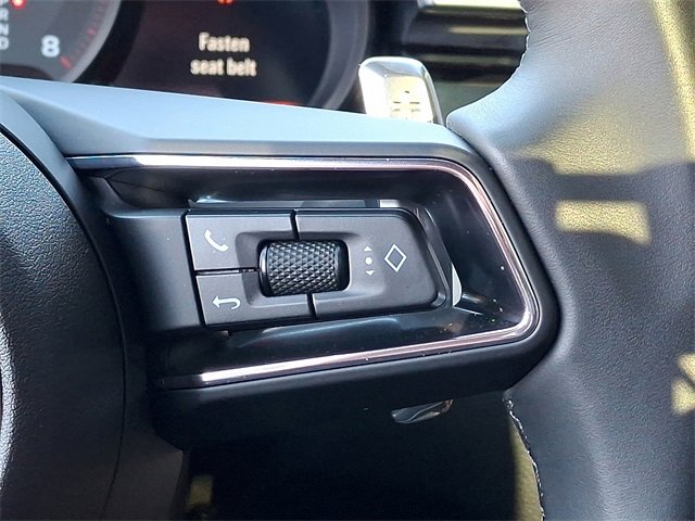 Used 2025 Porsche Macan image 28