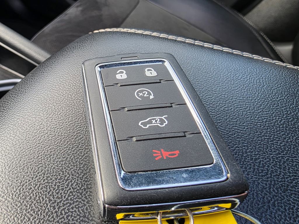 Used 2024 Jeep Grand Cherokee L Altitude image 27