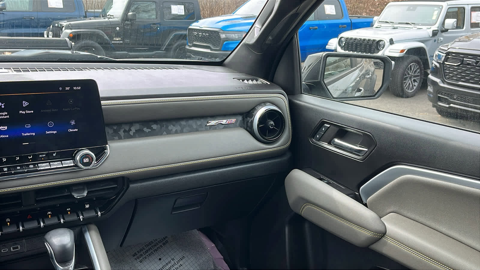 Used 2024 Chevrolet Colorado ZR2 w/ Technology Package image 28