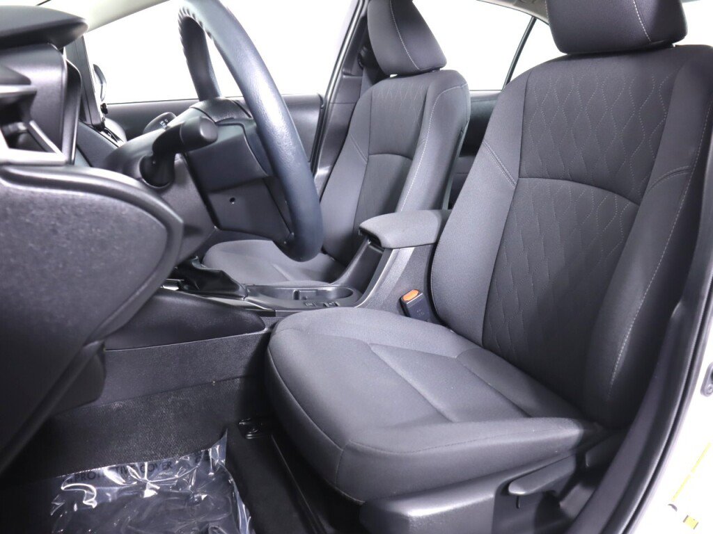 Used 2025 Toyota Corolla LE FWD image 25