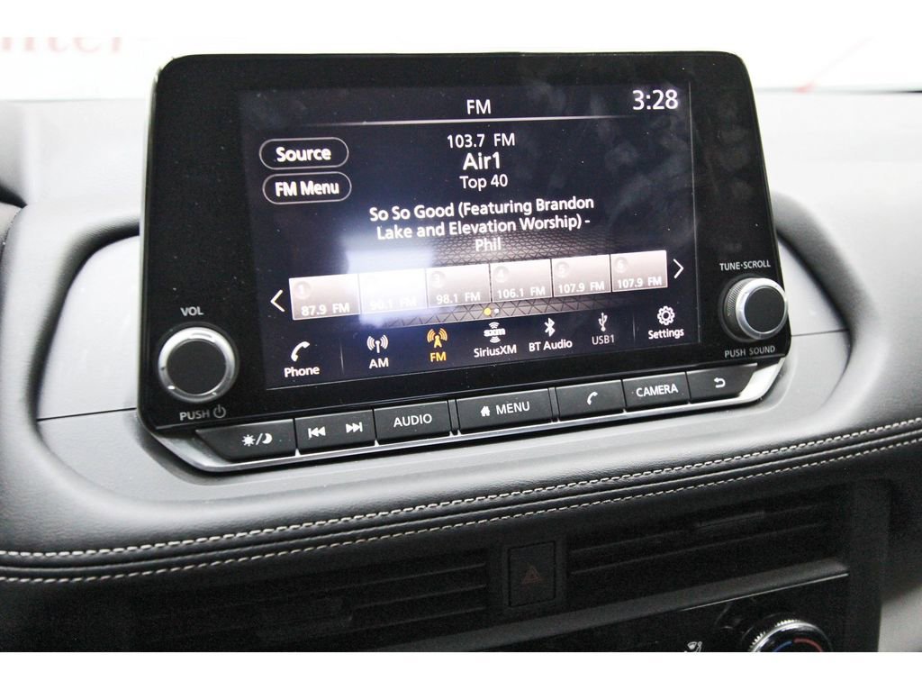 Certified 2024 Nissan Rogue S image 21