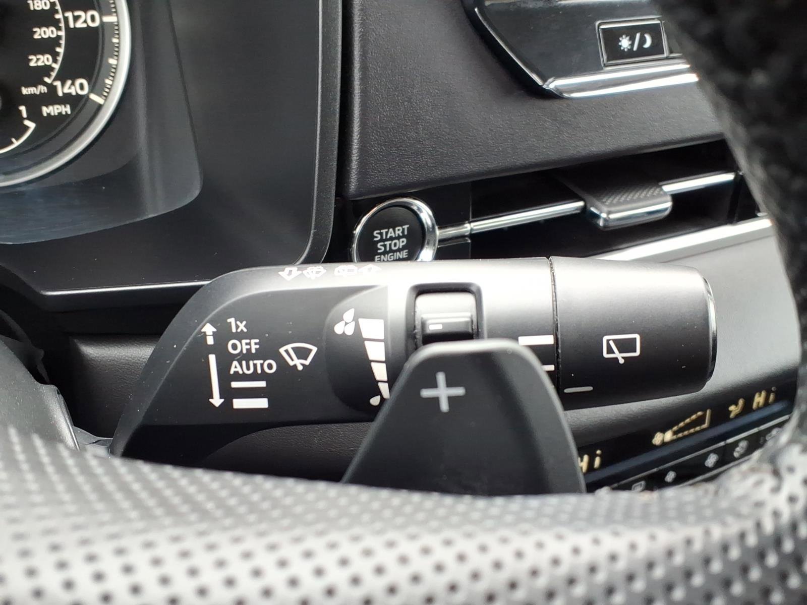 Used 2024 Mitsubishi Outlander SE image 29