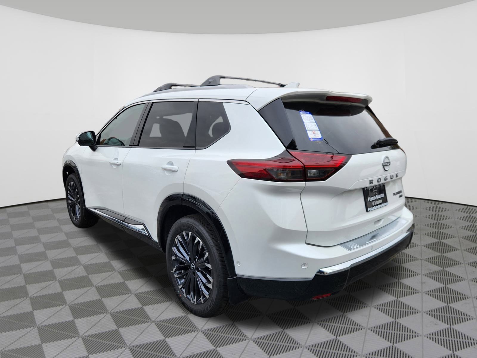 New 2026 Nissan Rogue Platinum w/ Platinum Premium Package image 3
