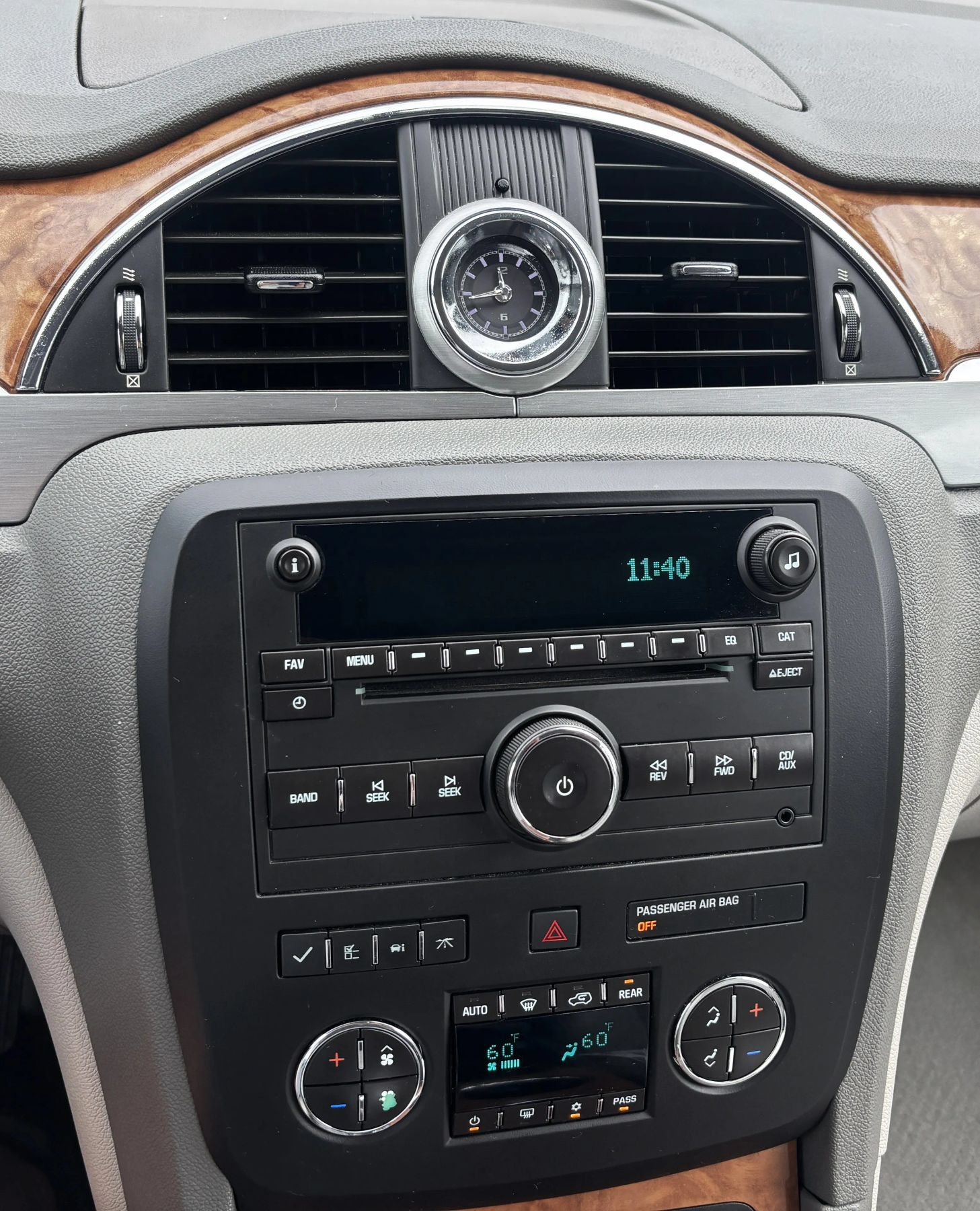 Used 2012 Buick Enclave Leather AWD/4WD image 23