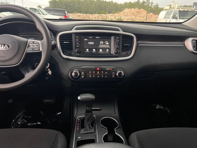Used 2019 Kia Sorento FWD image 15