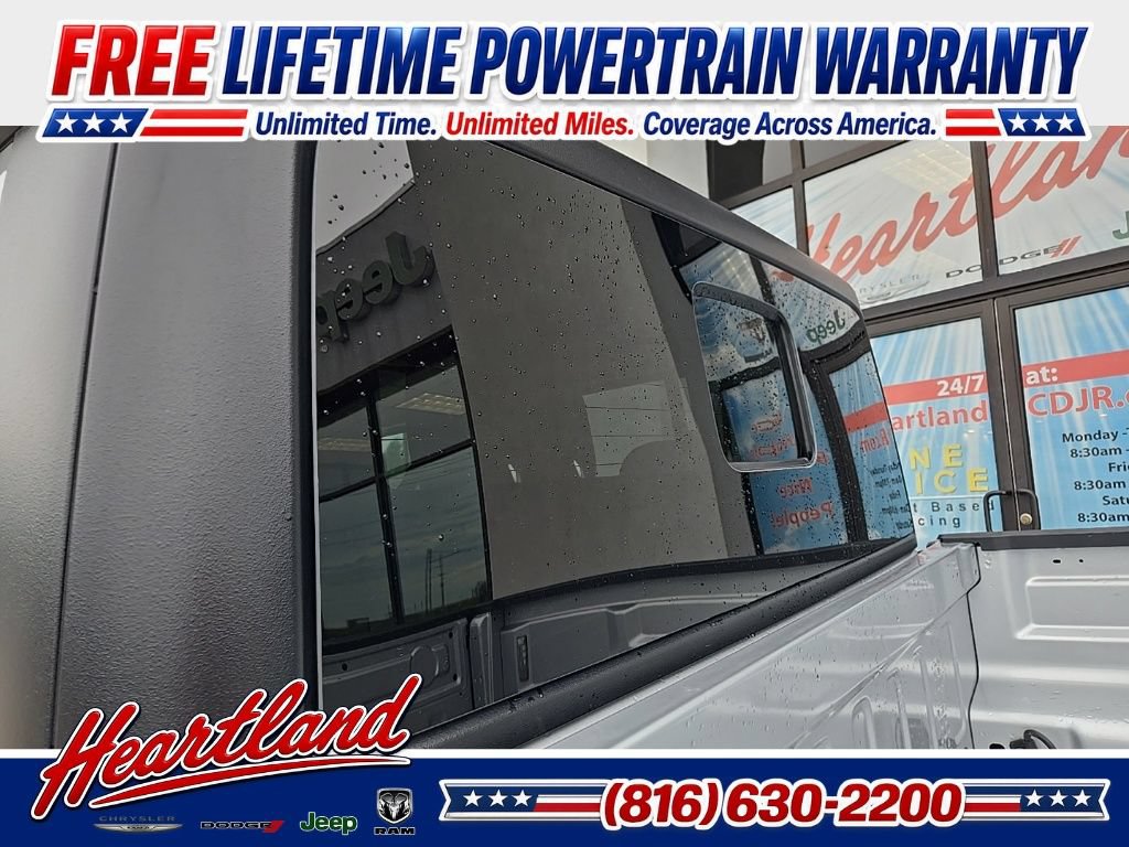 Used 2023 Jeep Gladiator Sport AWD/4WD image 21