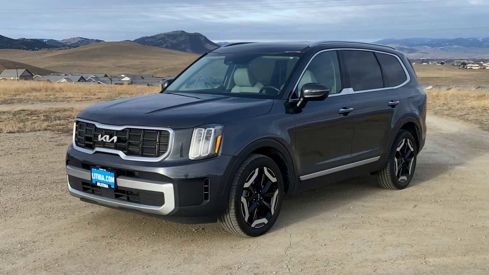 Used 2024 Kia Telluride S w/ S Sunroof Package image 4