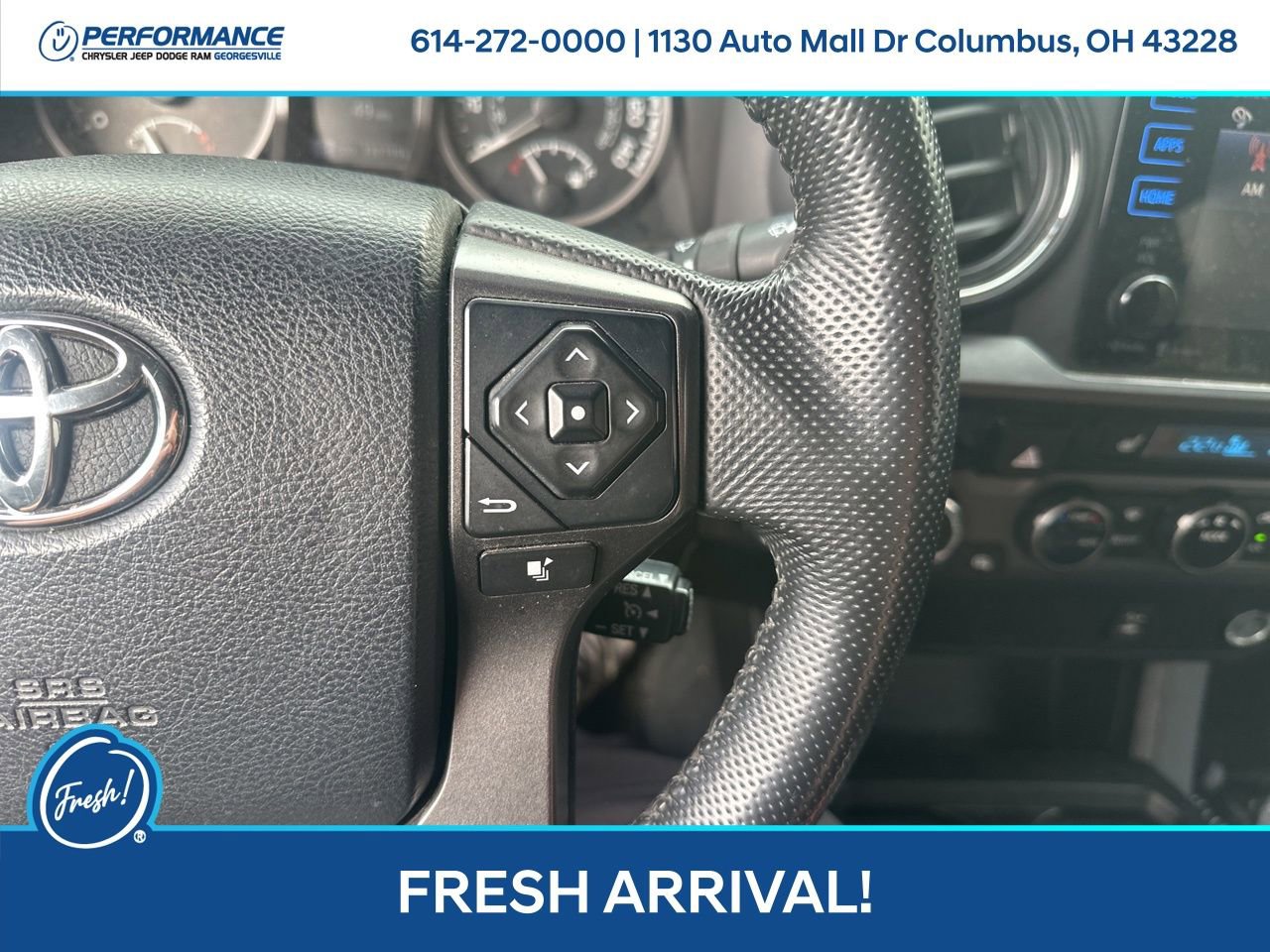 Used 2016 Toyota Tacoma TRD Sport image 16