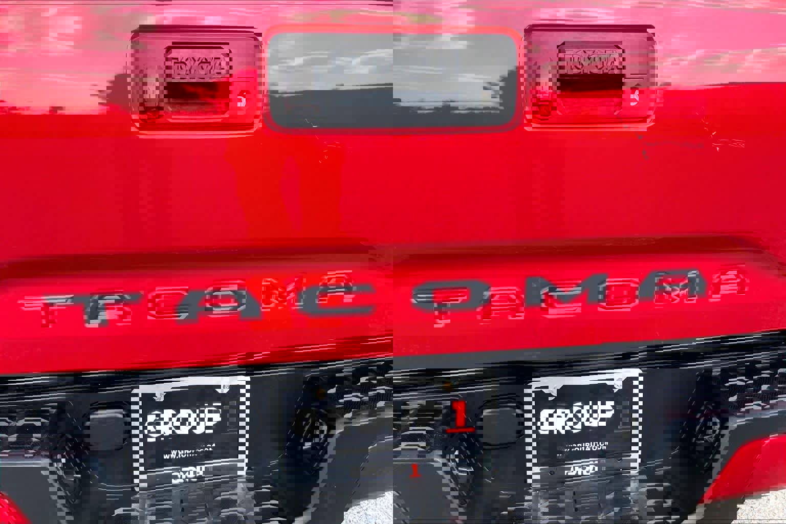 Used 2021 Toyota Tacoma SR w/ SR Convenience Package RWD image 9