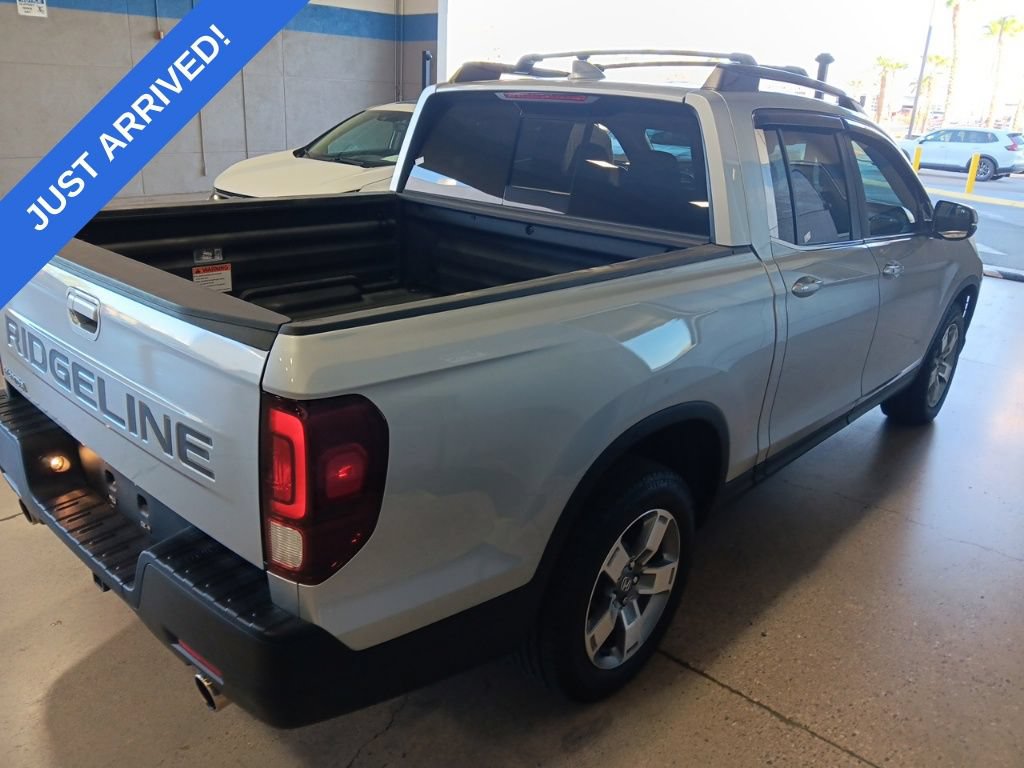 Used 2025 Honda Ridgeline RTL image 3