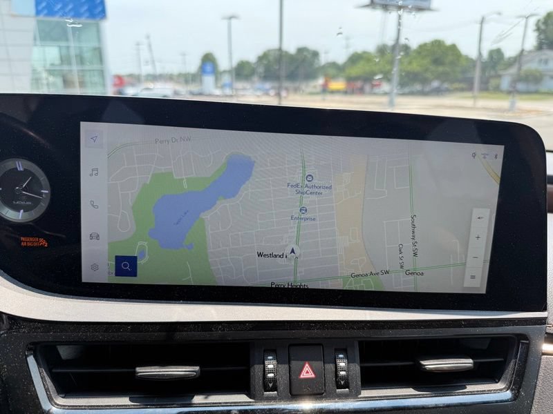 Used 2024 Lexus ES 300h w/ Accessory Package (Z1) FWD image 13