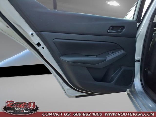 Used 2024 Nissan Altima 2.5 S image 12