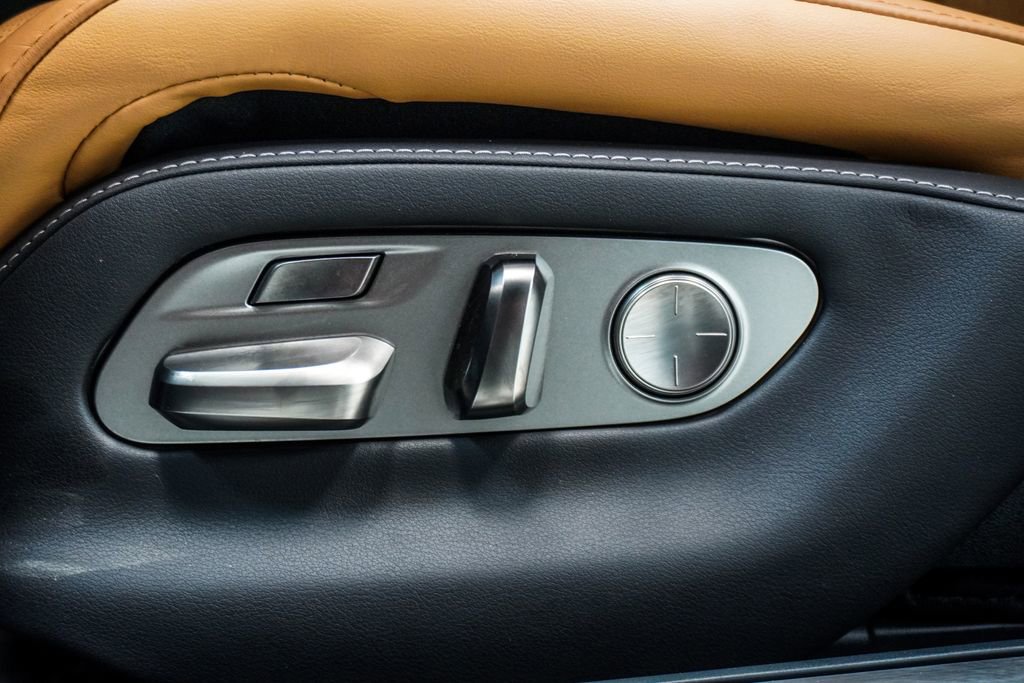 Used 2024 Lexus LS 500 AWD w/ Interior Upgrade Package image 7