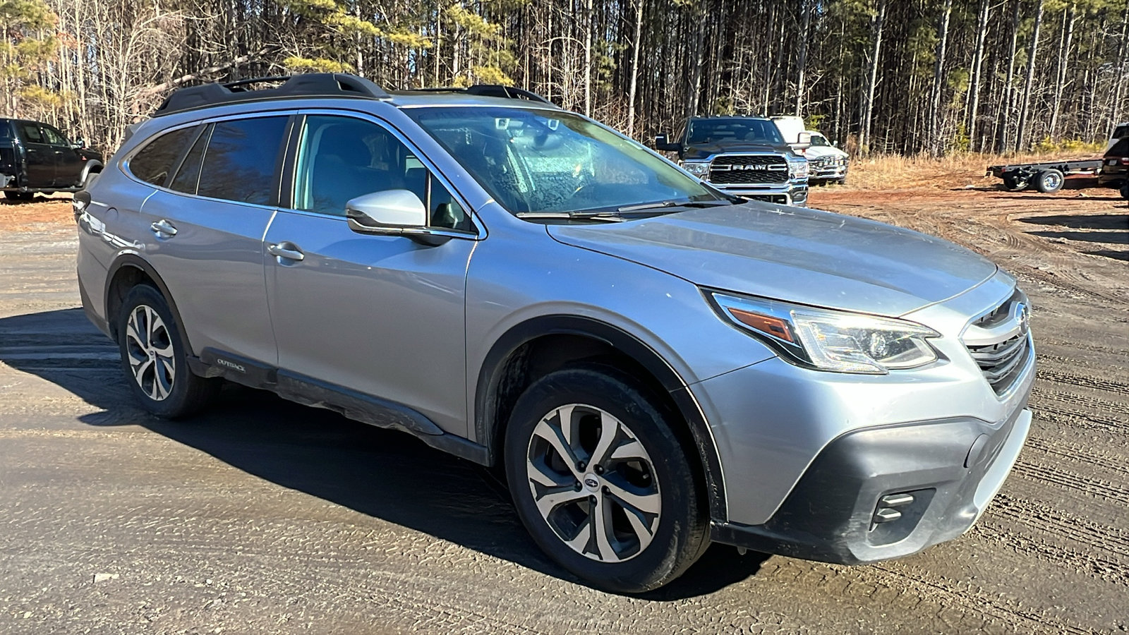Used 2022 Subaru Outback Limited image 5