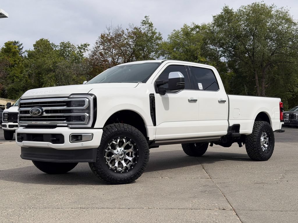 New 2026 Ford F350 Platinum w/ Platinum Plus Package