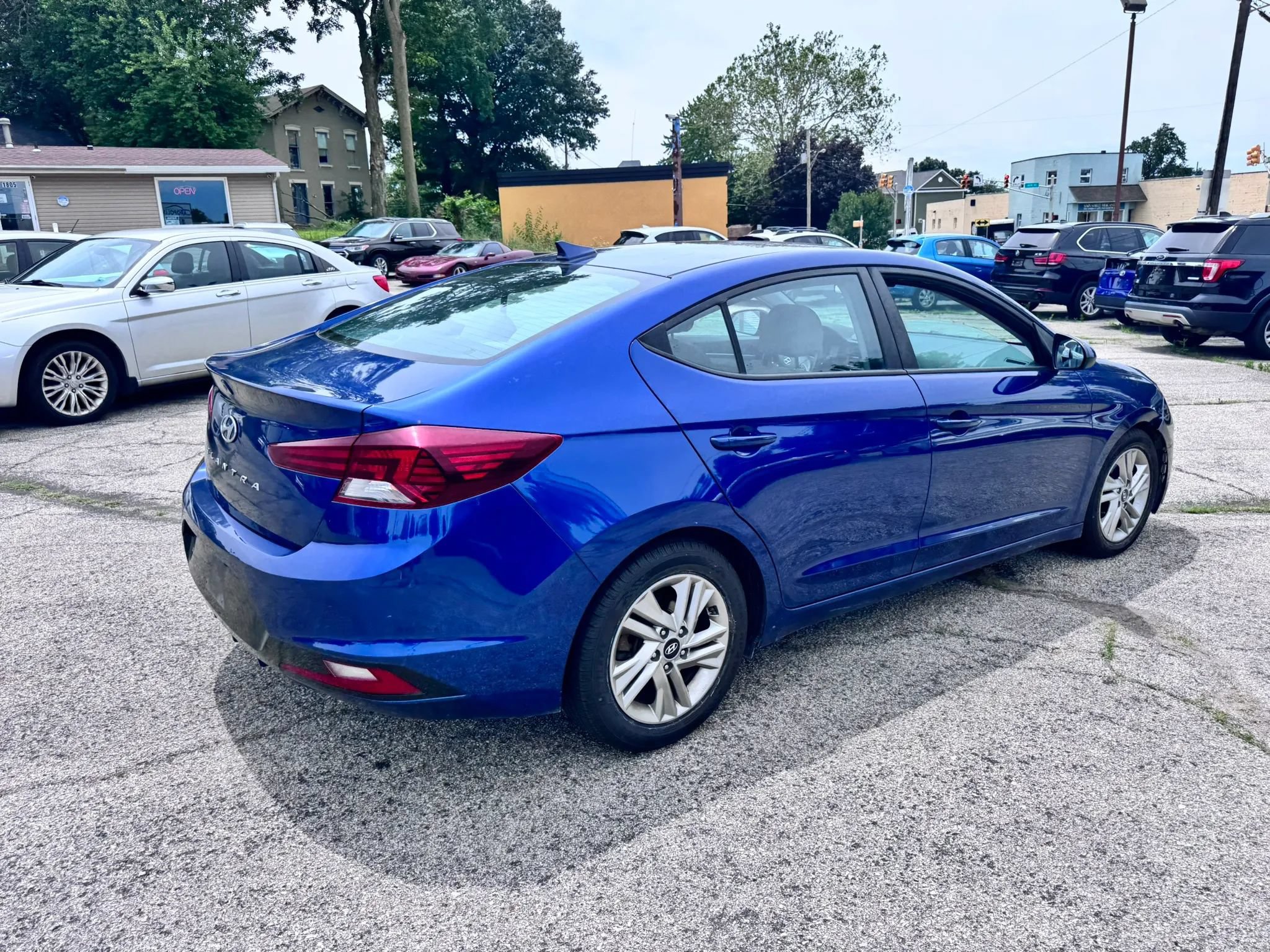 Used 2020 Hyundai Elantra SEL FWD image 5